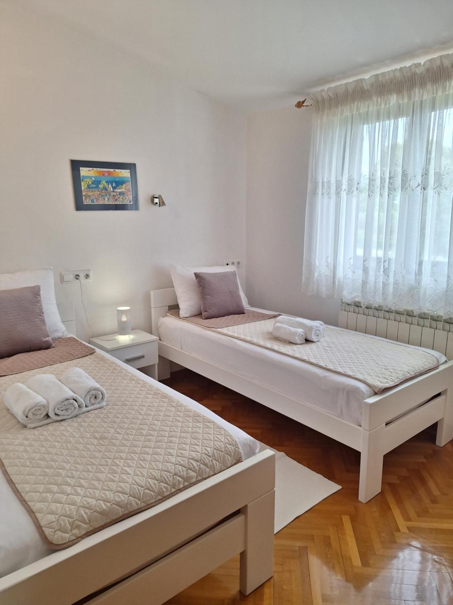 Apartment Katarina Vodnjan Luaran gambar